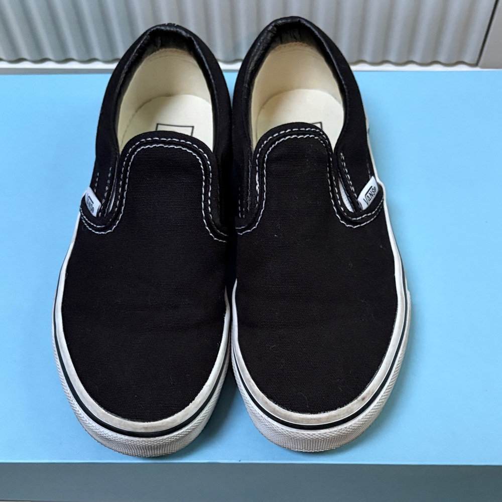 Vans Kids Black Slip-On Sneakers